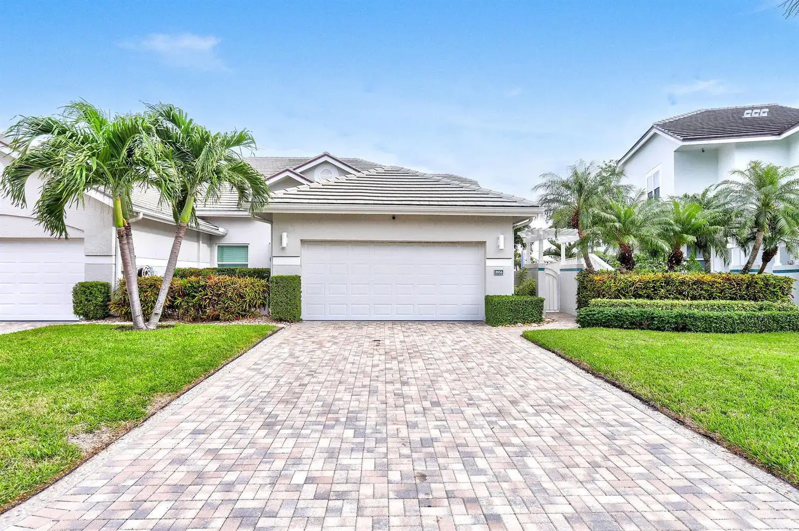 3 bedroom 3 bath Residential Lease for rent at 2056 Windward Way, Jupiter FL 33477