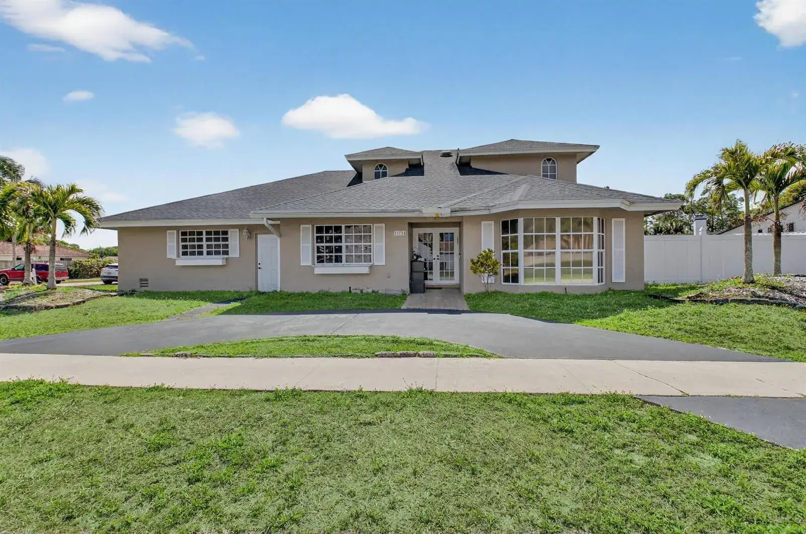 5 bedroom 3 bath Residential for sale at 21724 Little Bear Way, Boca Raton FL 33428