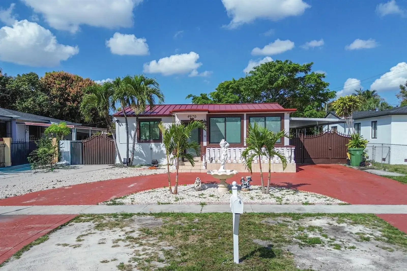 3 bedroom 1 bath Residential for sale at 4970 E Palm Court, Hialeah FL 33013