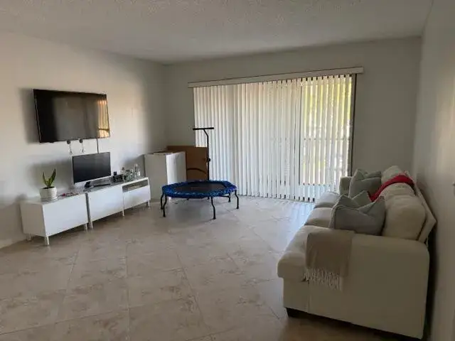 2 bedroom 2 bath Residential for sale at 812 Sky Pine Way # D2, FL 33415