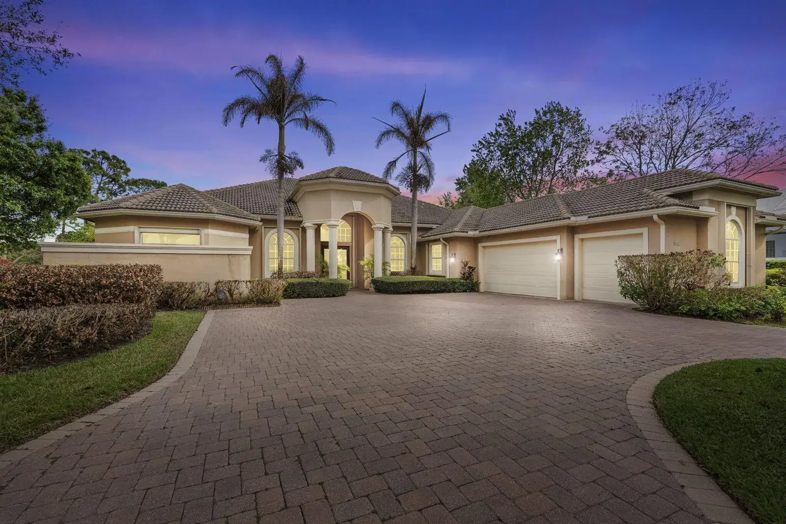 4 bedroom 4 bath Residential for sale at 7424 Laurels Place, Port St. Lucie FL 34986