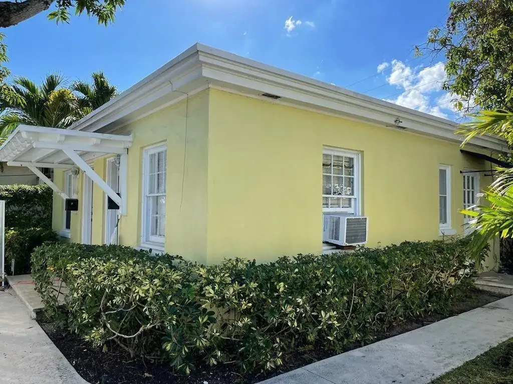1 bath Residential Lease for rent at 104 NE 4th Avenue # C, Delray Beach FL 33483