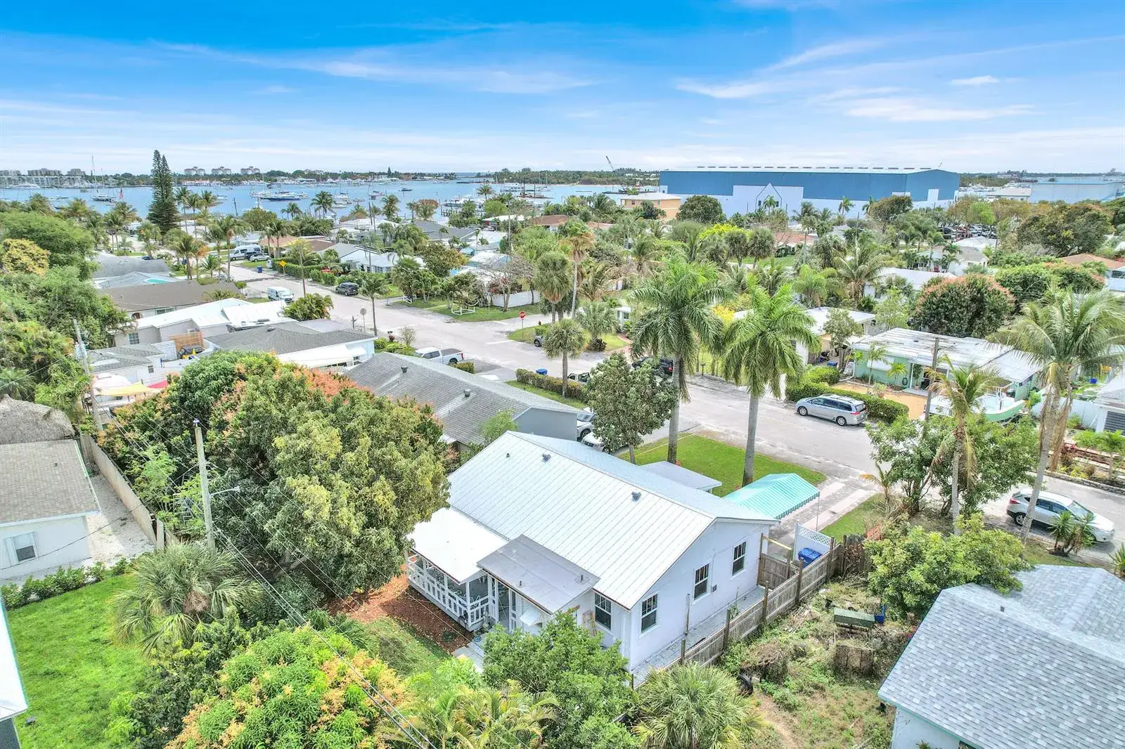 2 bedroom 2 bath Residential for sale at 176 E 24th Street, Riviera Beach FL 33404