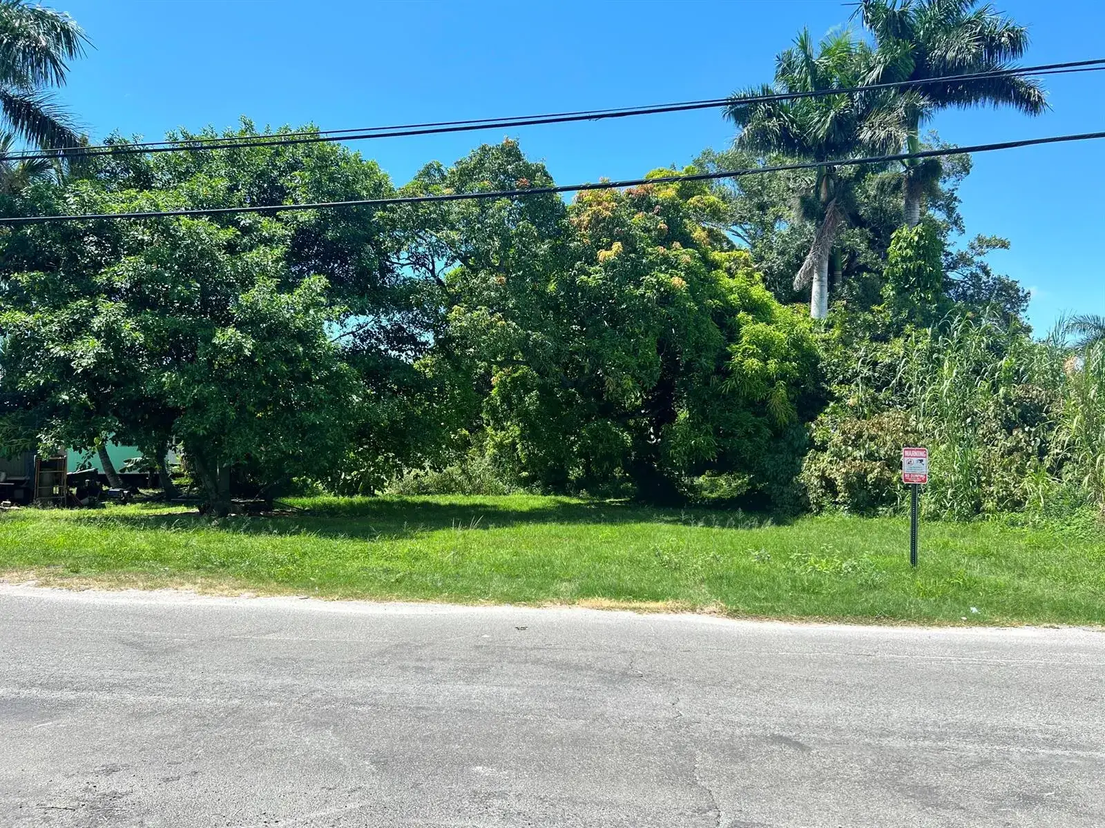Commercial Land for sale at 197 W Main Street, Pahokee FL 33476