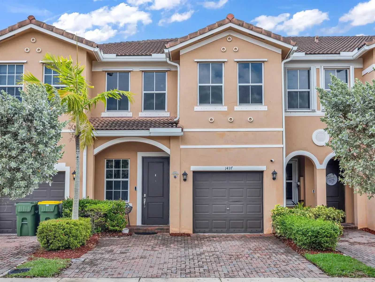 4 bedroom 3 bath Residential for sale at 1437 SE 23rd Terrace, Homestead FL 33035