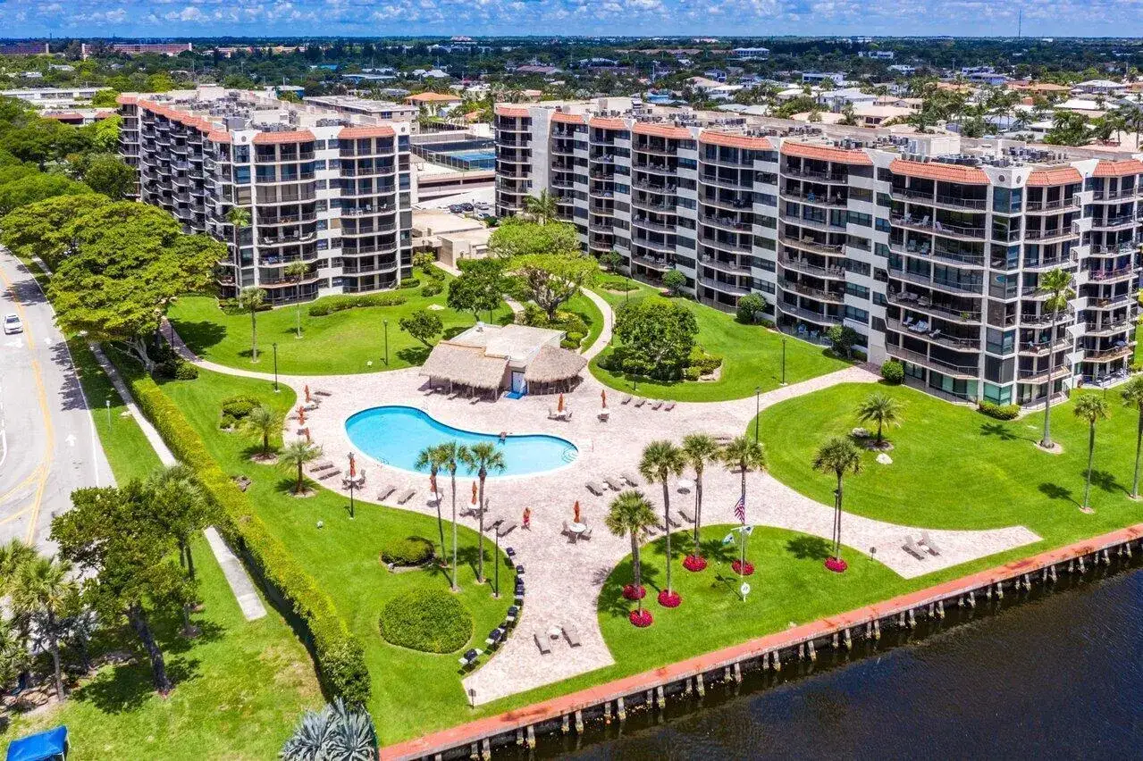 1 bedroom 1 bath Residential Lease for rent at 899 Jeffery Street # 3050, Boca Raton FL 33487