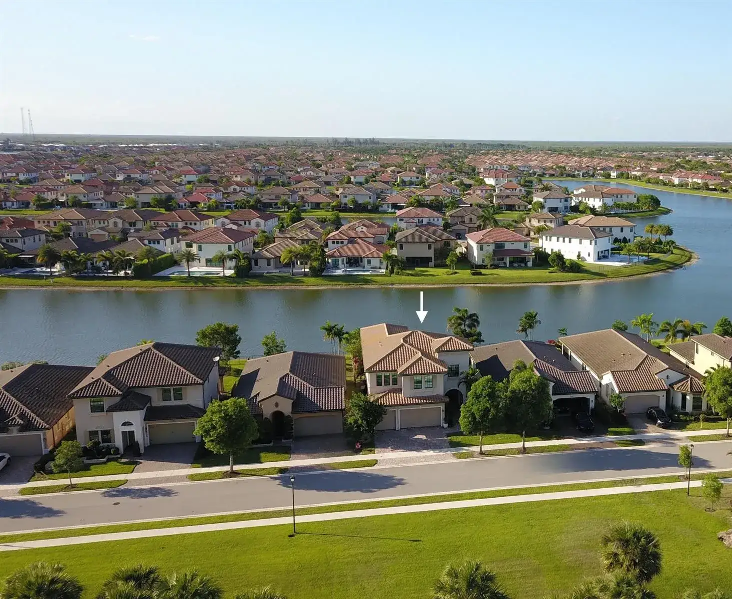 5 bedroom 4 bath Residential for sale at 11965 S Baypoint Circle, Parkland FL 33076