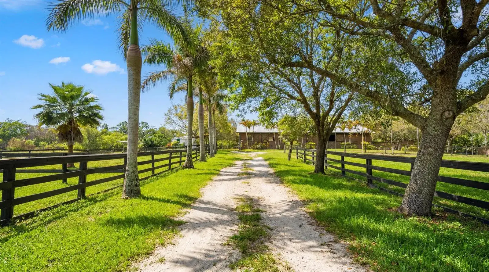 Residential Lease for rent at 12440 Tangerine Boulevard, FL 33412