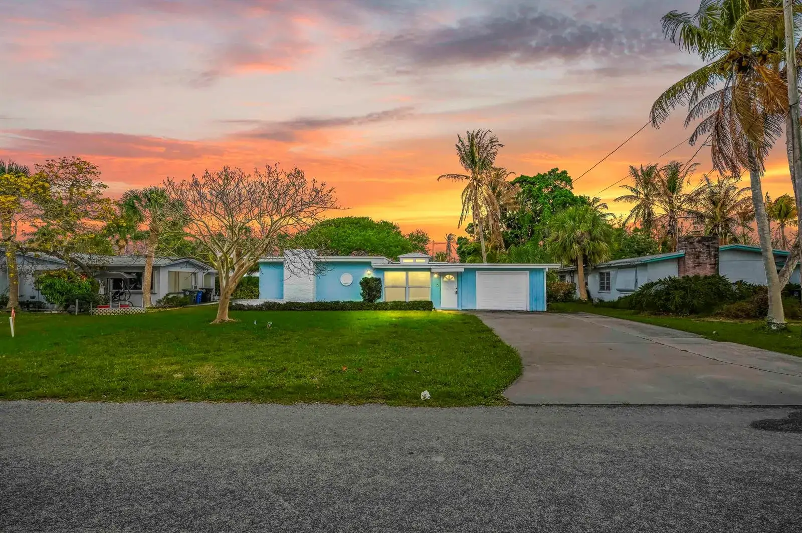 3 bedroom 2 bath Residential for sale at 1919 Mimosa Avenue, Fort Pierce FL 34949