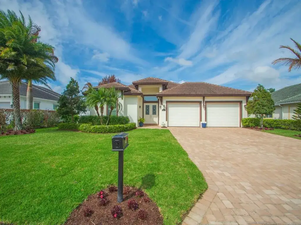 3 bedroom 2 bath Residential for sale at 445 Wingate Terrace SW, Vero Beach FL 32968