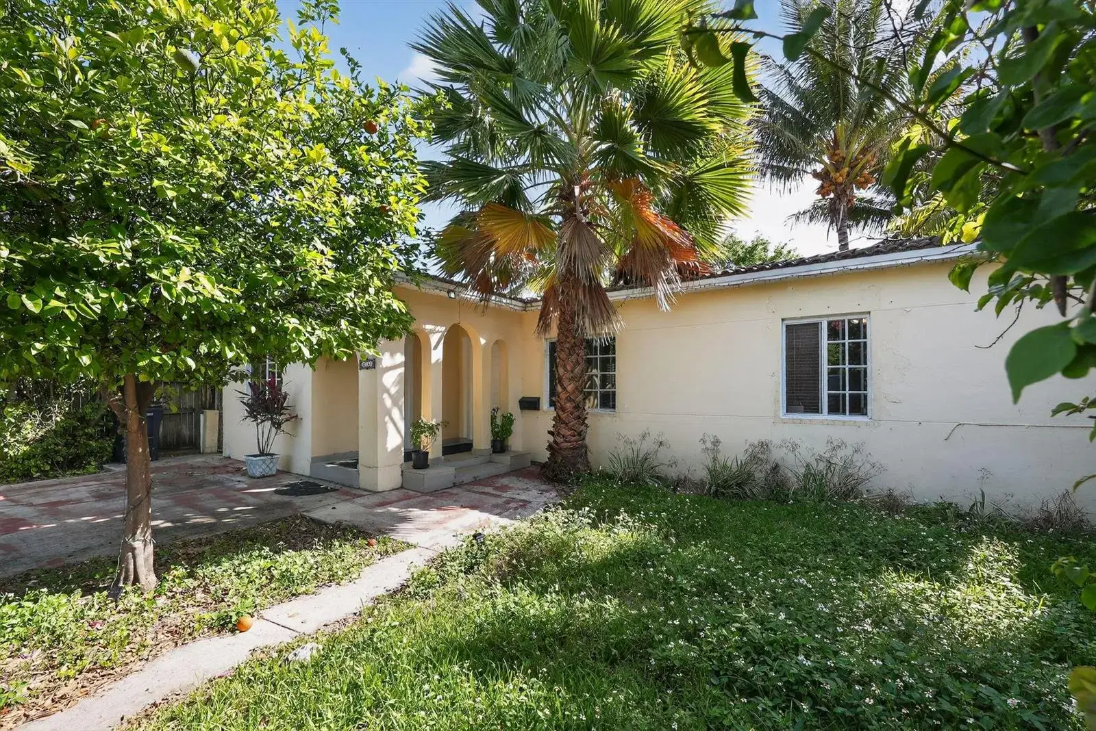 3 bedroom 2 bath Residential for sale at 2131 Biarritz Drive, Miami Beach FL 33141