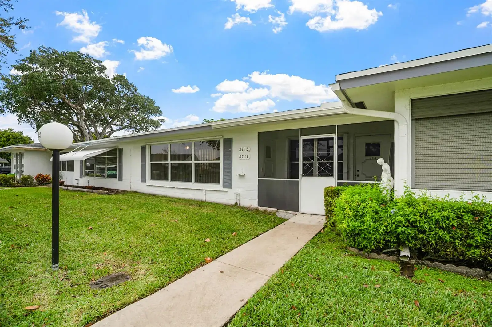 1 bedroom 2 bath Residential for sale at 8713 NW 10th Street # C101, Plantation FL 33322