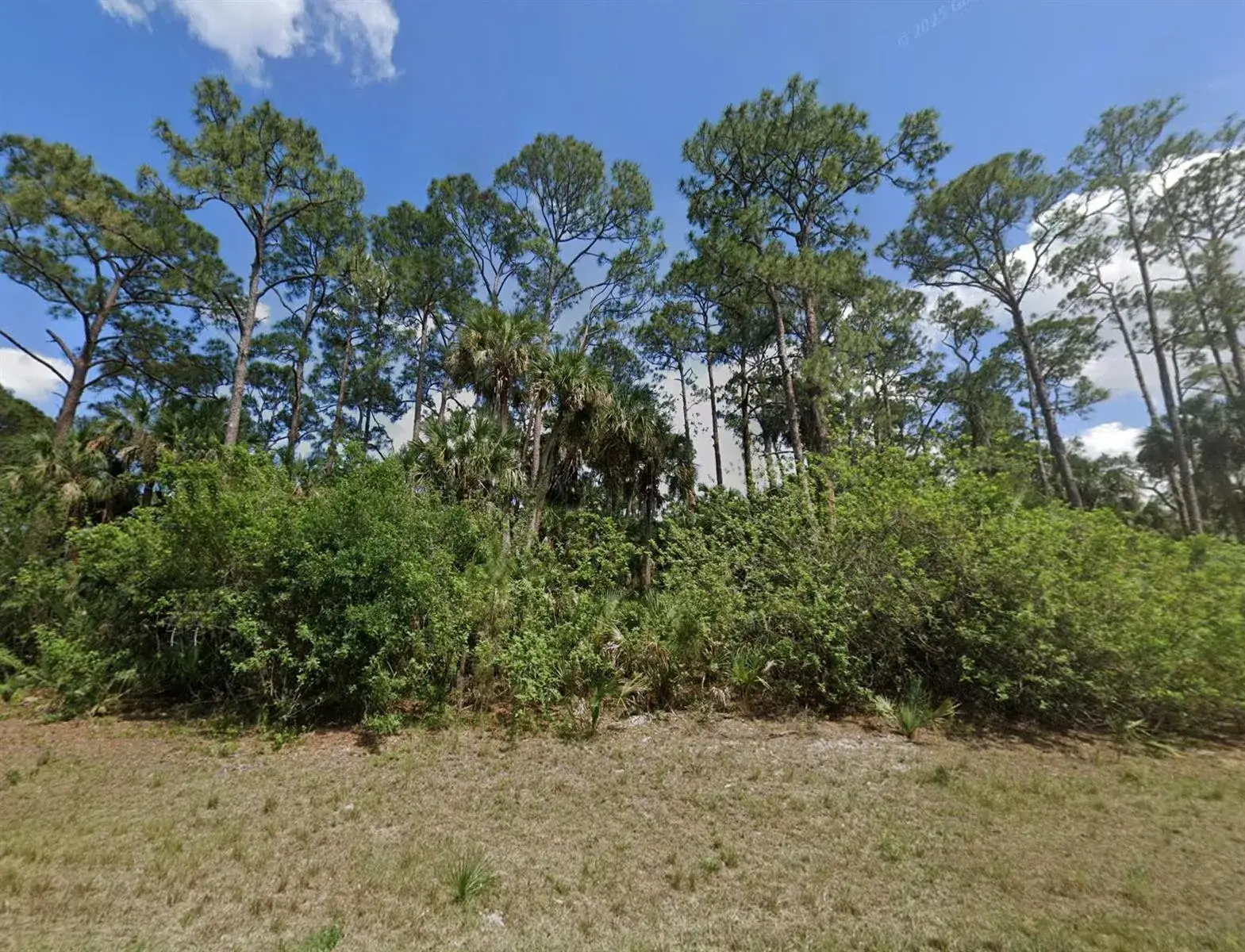 Land/Boat Docks for sale at 425 Skipper Terrace, FL 33935