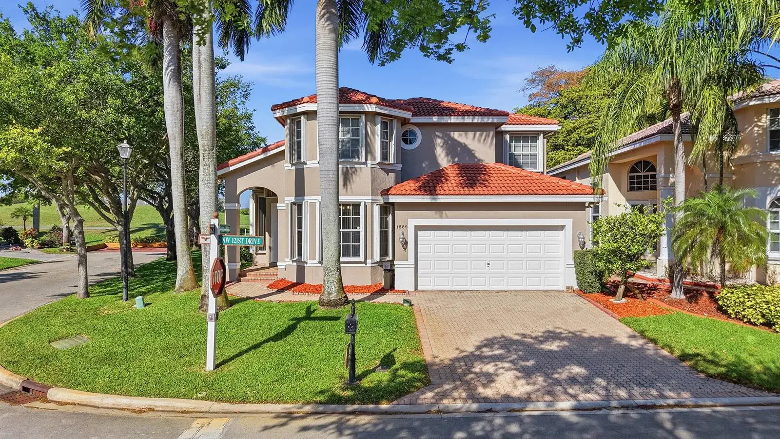 5 bedroom 4 bath Residential for sale at 1589 NW 121st Drive, Coral Springs FL 33071