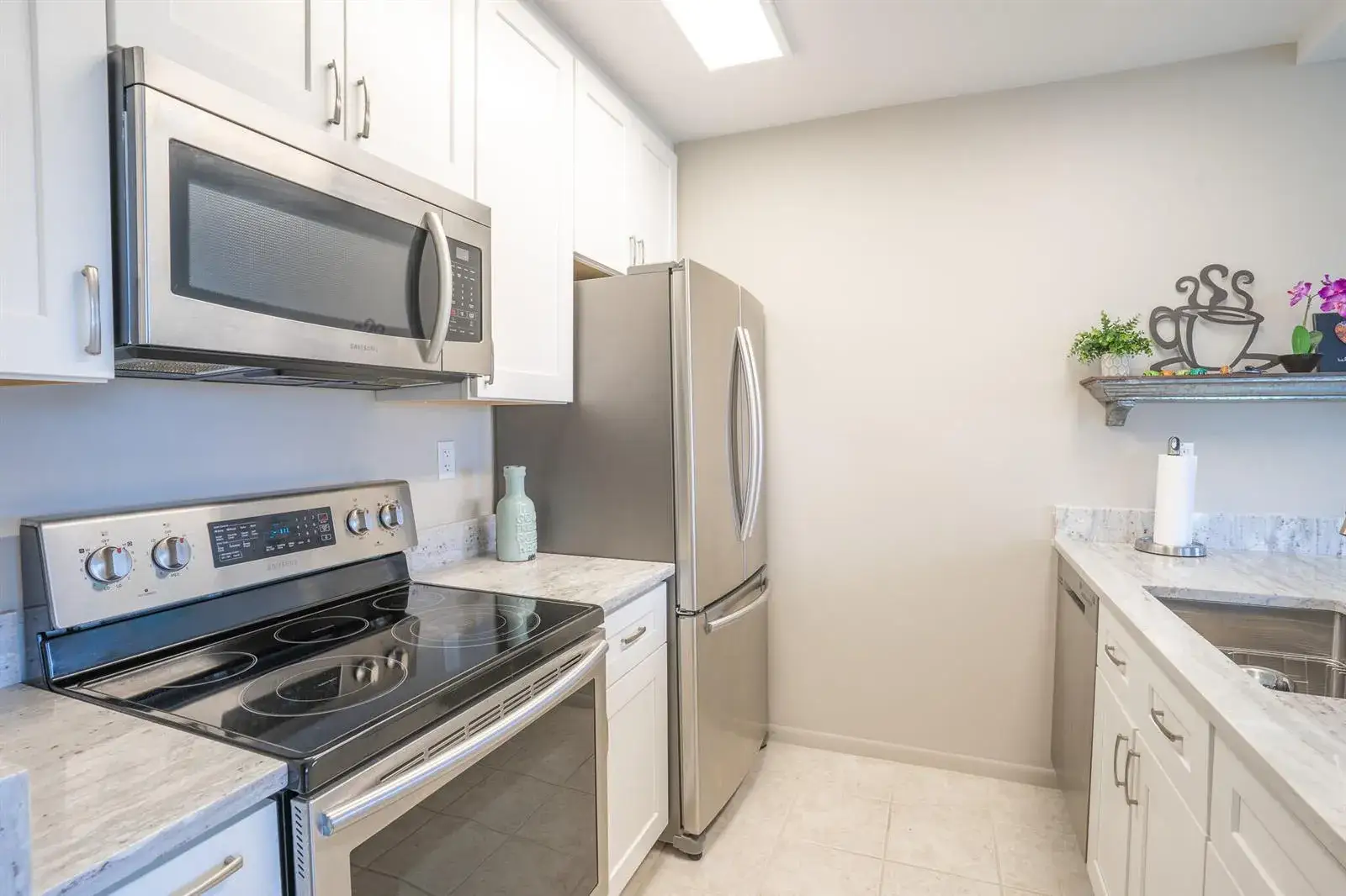 2 bedroom 2 bath Residential Lease for rent at 250 NE 20th Street # 4190, Boca Raton FL 33431
