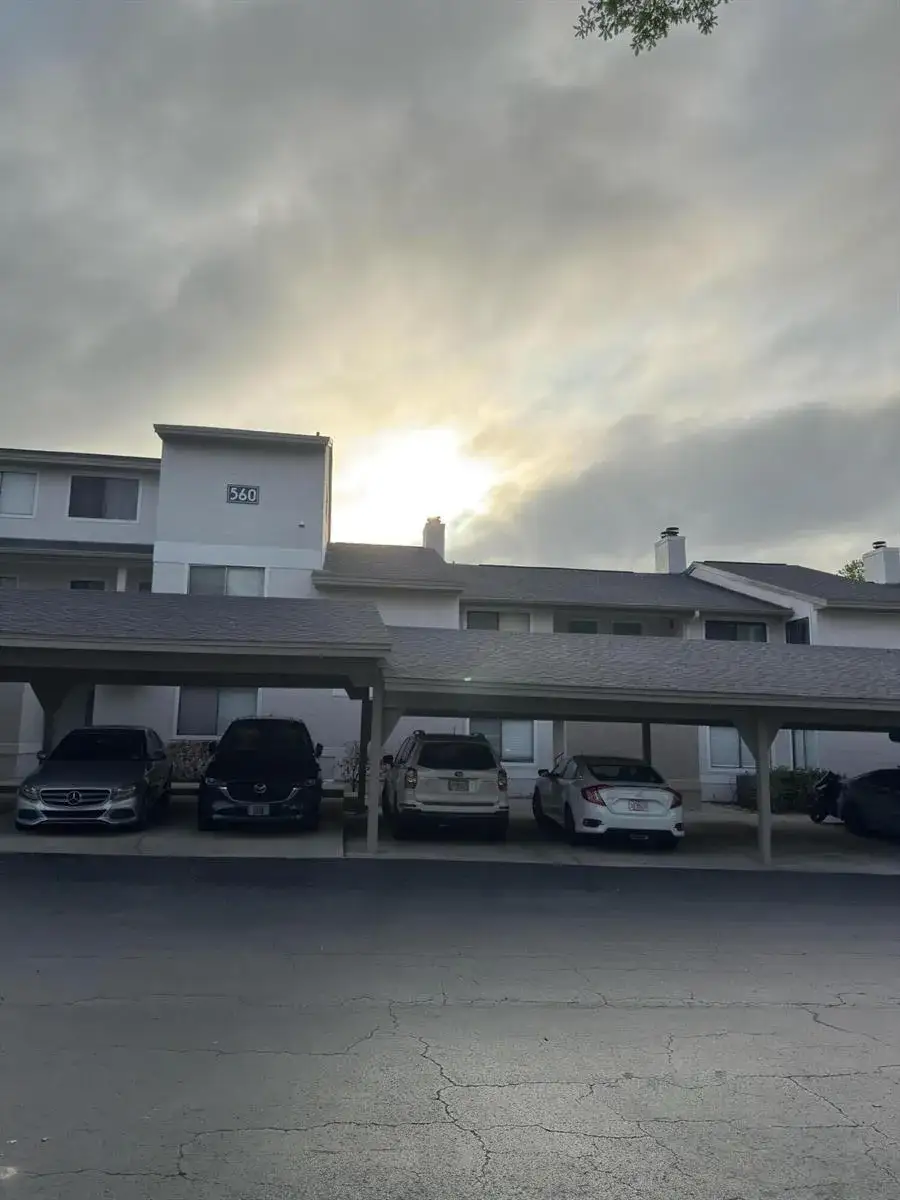 2 bedroom 2 bath Residential for sale at 560 Breckenridge Village, FL 32714