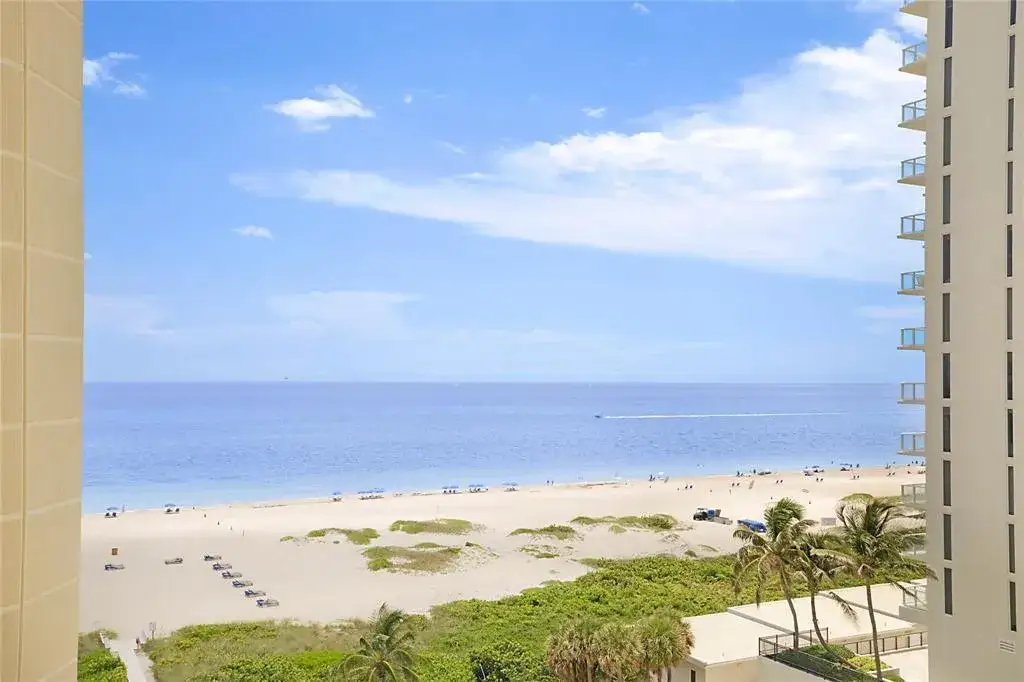 2 bedroom 2 bath Residential Lease for rent at 2800 N Ocean Drive # 9d, Singer Island FL 33404