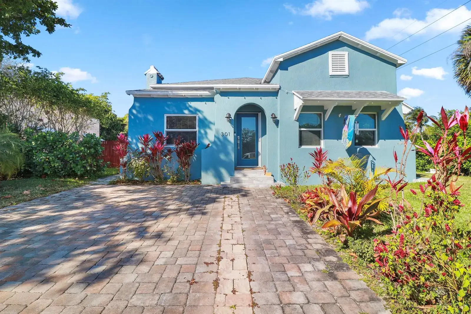 3 bedroom 2 bath Residential Lease for rent at 301 Hawthorne Drive, Lake Park FL 33403