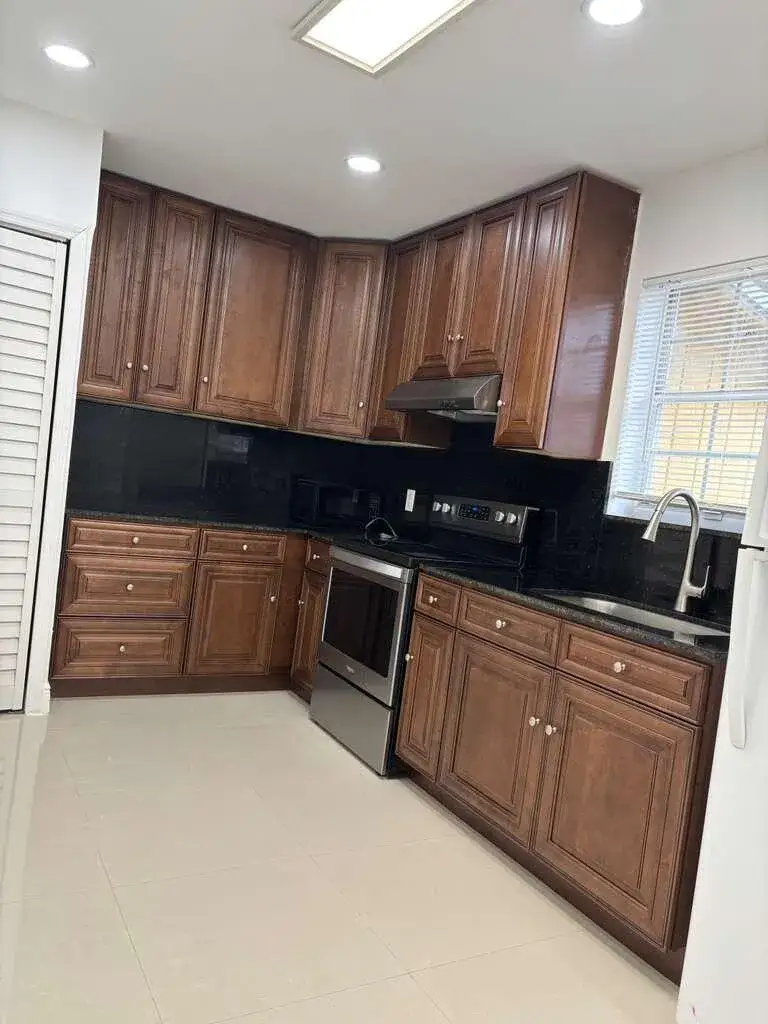 2 bedroom 1 bath Residential Lease for rent at 1549 NW 60th Avenue, Sunrise FL 33313