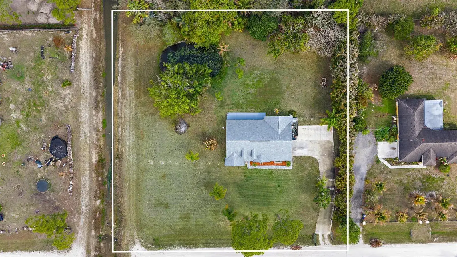 4 bedroom 2 bath Residential for sale at 13721 86th Road N, West Palm Beach FL 33412