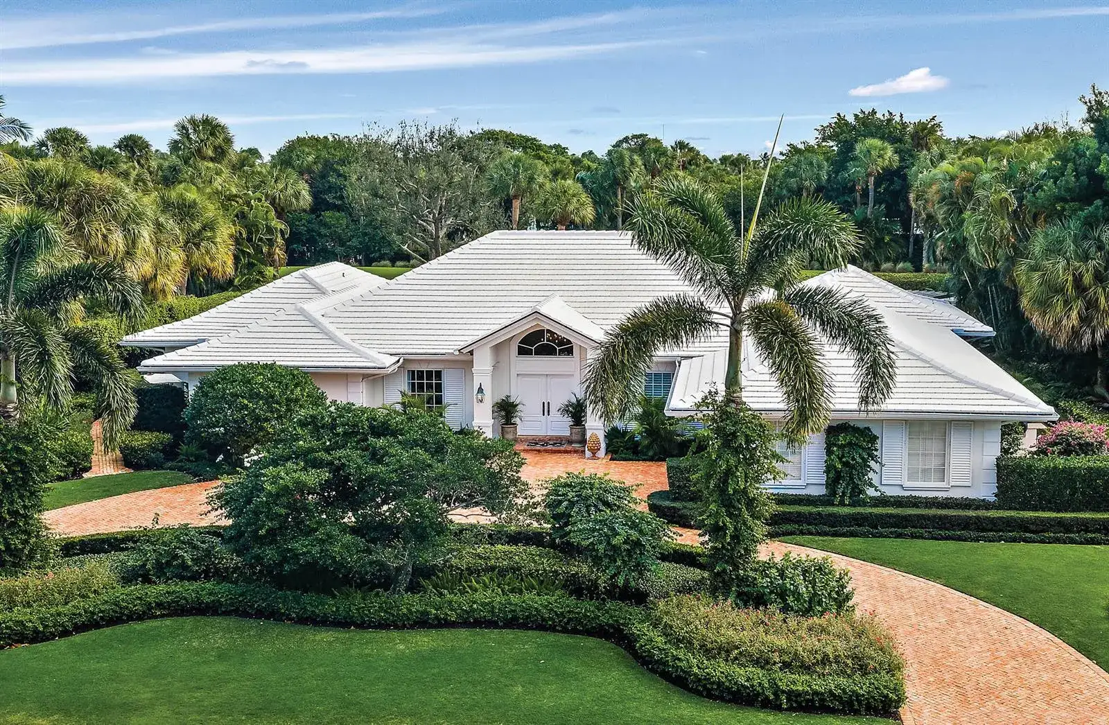 4 bedroom 4 bath Residential for sale at 11818 Lost Tree Way, North Palm Beach FL 33408