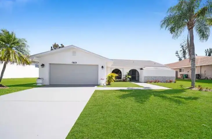 3 bedroom 3 bath Residential Lease for rent at 2723 SW 5th Avenue, Cape Coral FL 33914