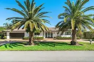 3 bedroom 3 bath Residential Lease for rent at 2700 Spanish River Road, Boca Raton FL 33432