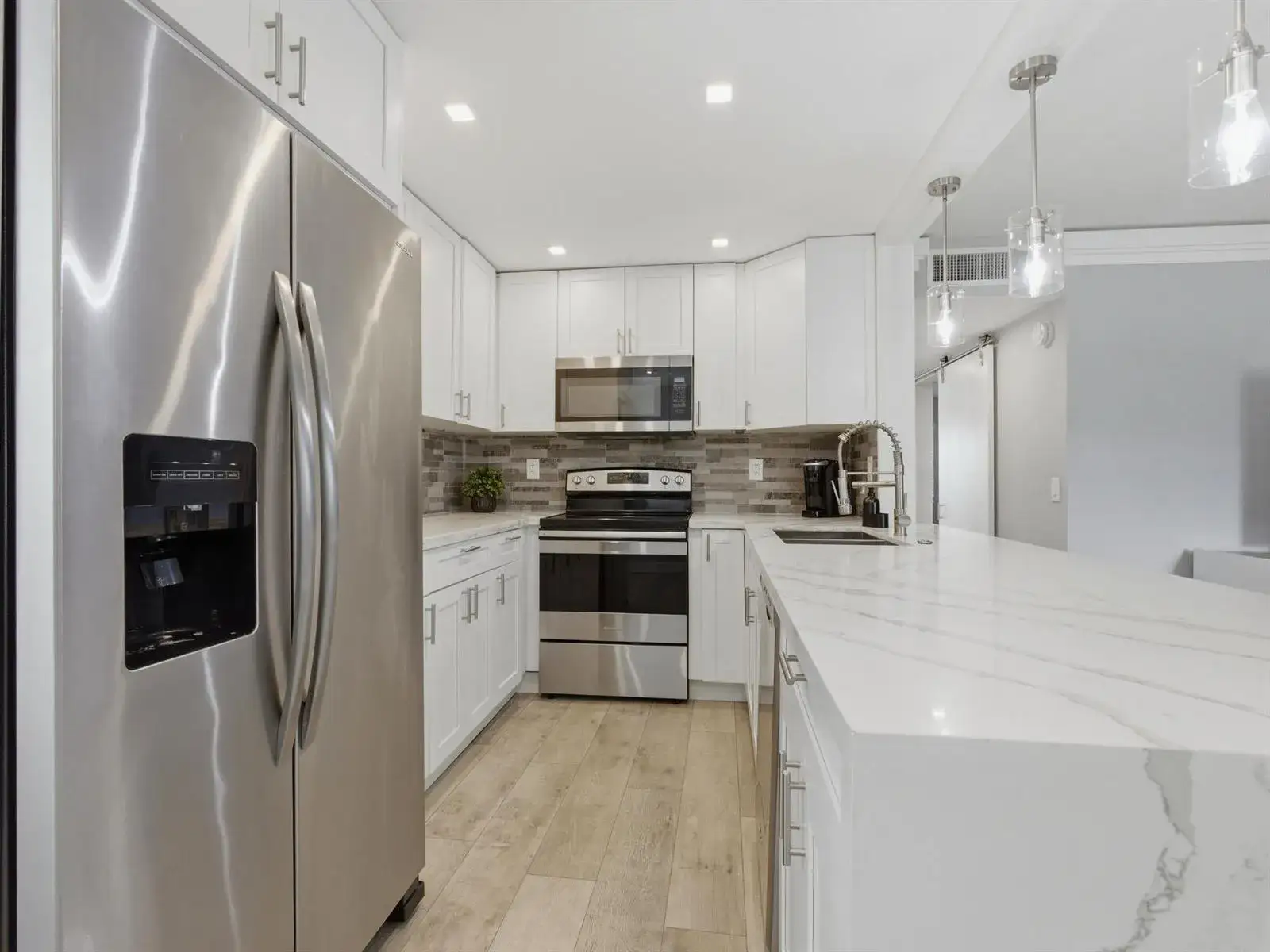 2 bedroom 2 bath Residential for sale at 397 Burgundy I, Delray Beach FL 33484
