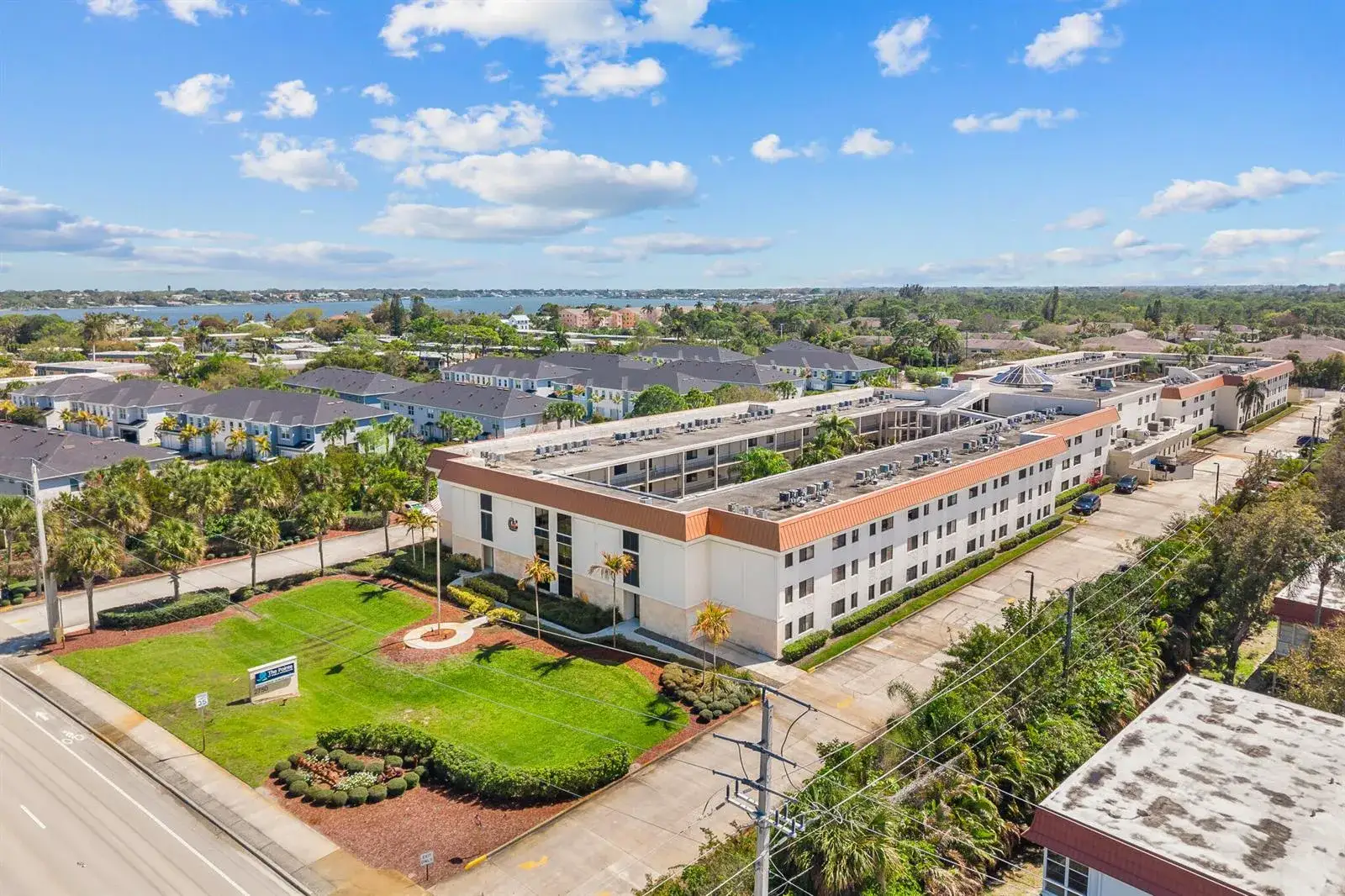 1 bedroom 1 bath Residential Lease for rent at 2750 SE Ocean Boulevard # N101, Stuart FL 34996