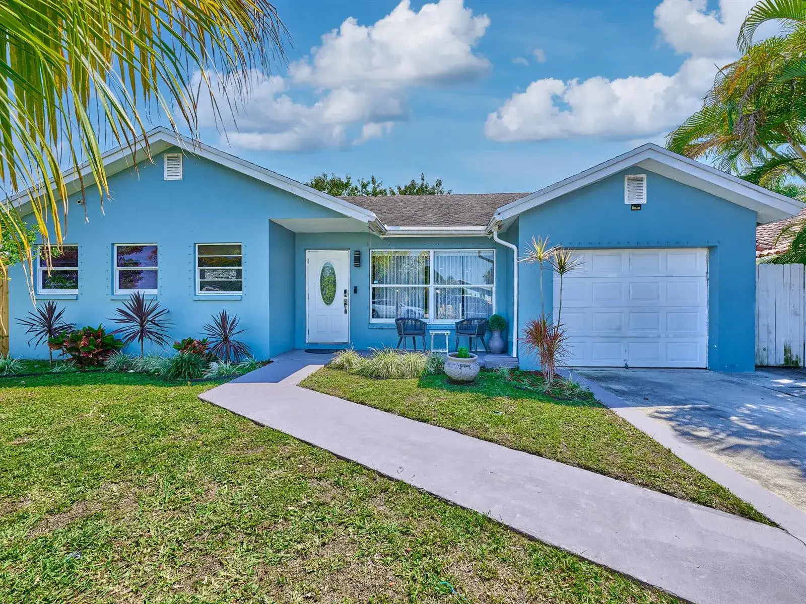 3 bedroom 2 bath Residential for sale at 9020 SW 8th Street, Boca Raton FL 33433