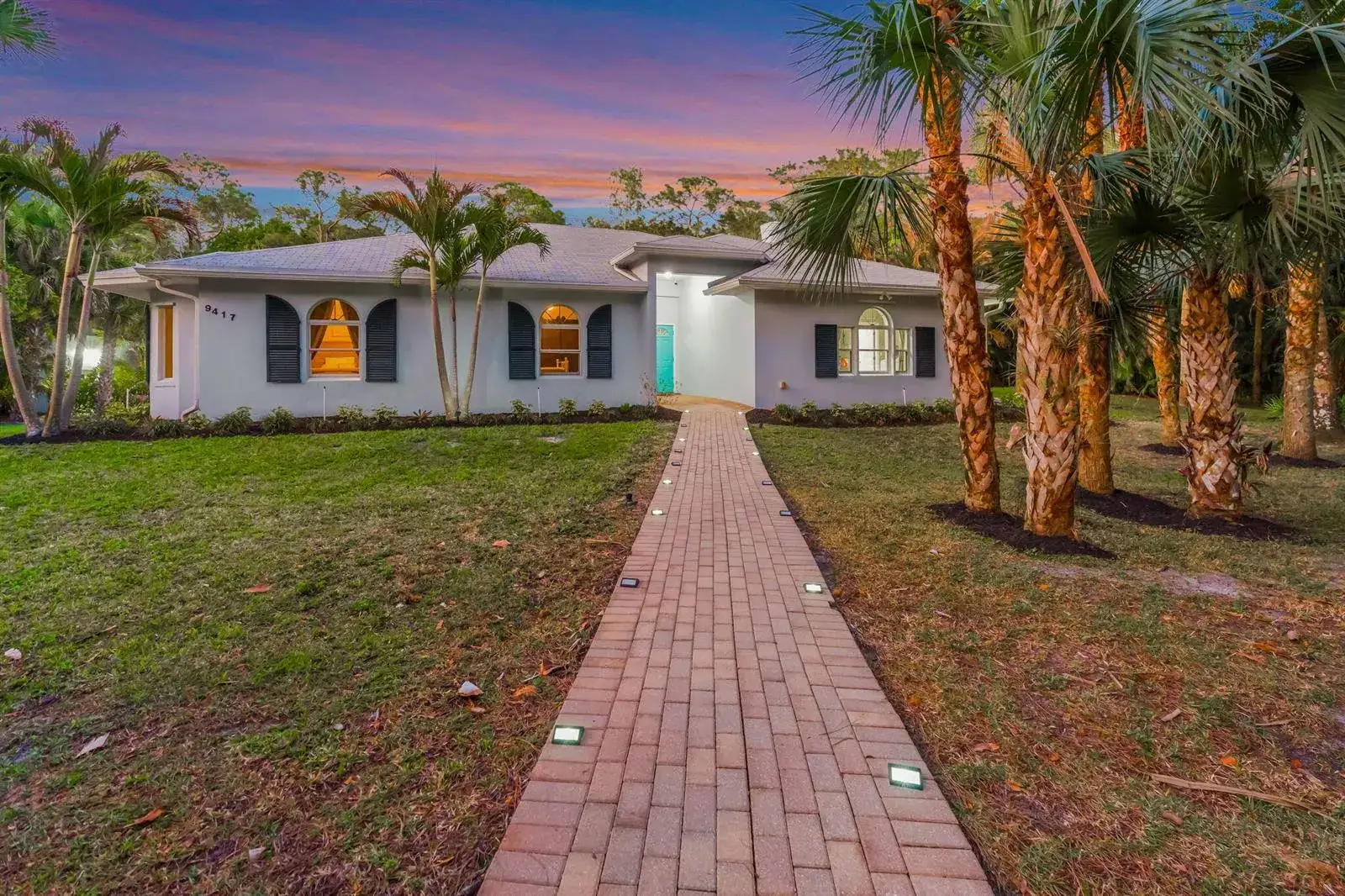 3 bedroom 2 bath Residential for sale at 9417 Whippoorwill Trail, FL 33478