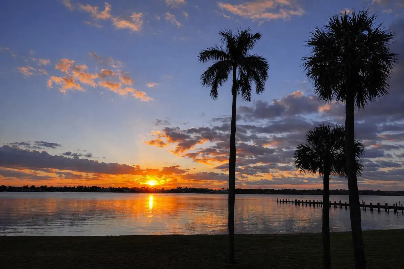 2 bedroom 2 bath Residential for sale at 8200 Lakeshore Drive # 202, Hypoluxo FL 33462
