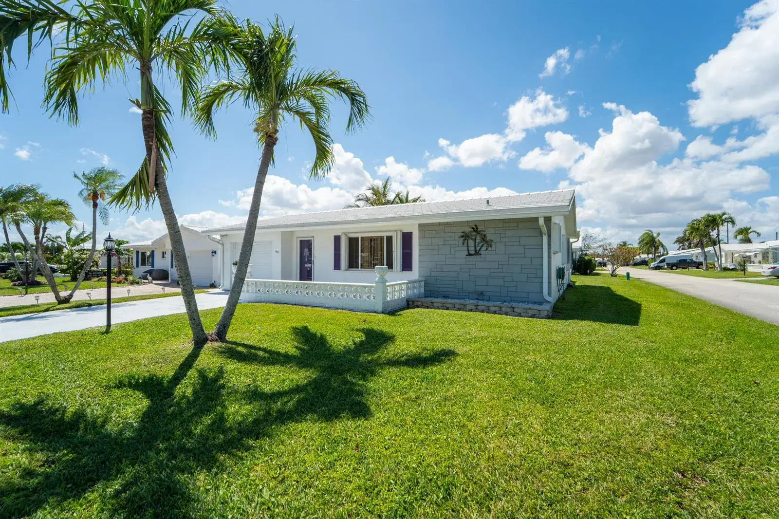 2 bedroom 2 bath Residential for sale at 1601 SW 18th Street SW, Boynton Beach FL 33426
