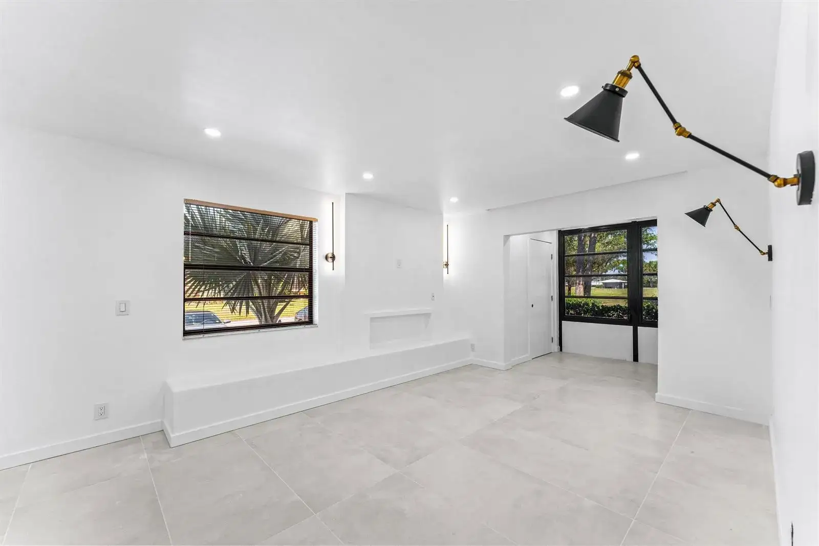 1 bedroom 2 bath Residential for sale at 551 Piedmont L, Delray Beach FL 33484