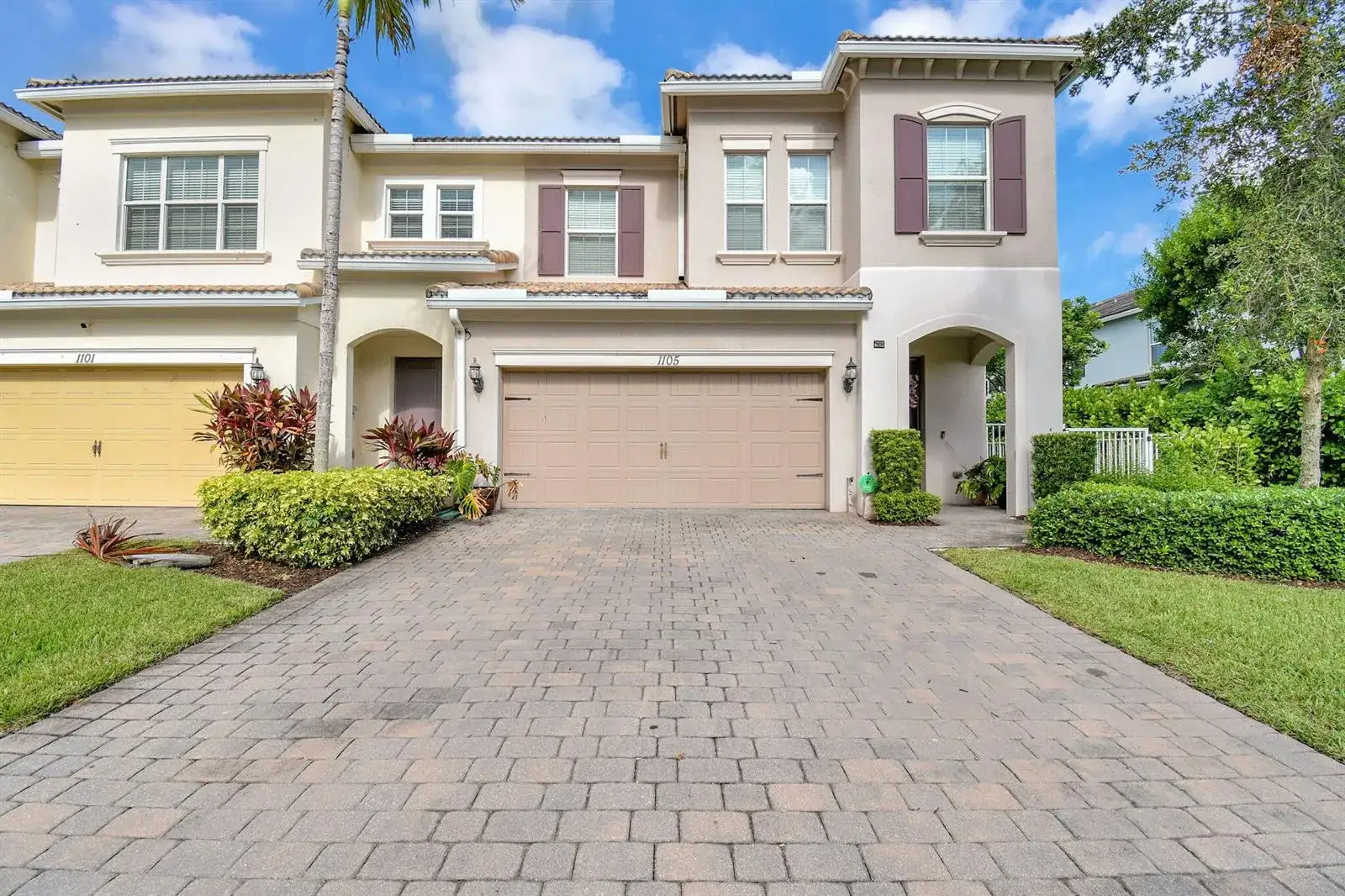 3 bedroom 2 bath Residential for sale at 1105 Banyan Drive, Hollywood FL 33021