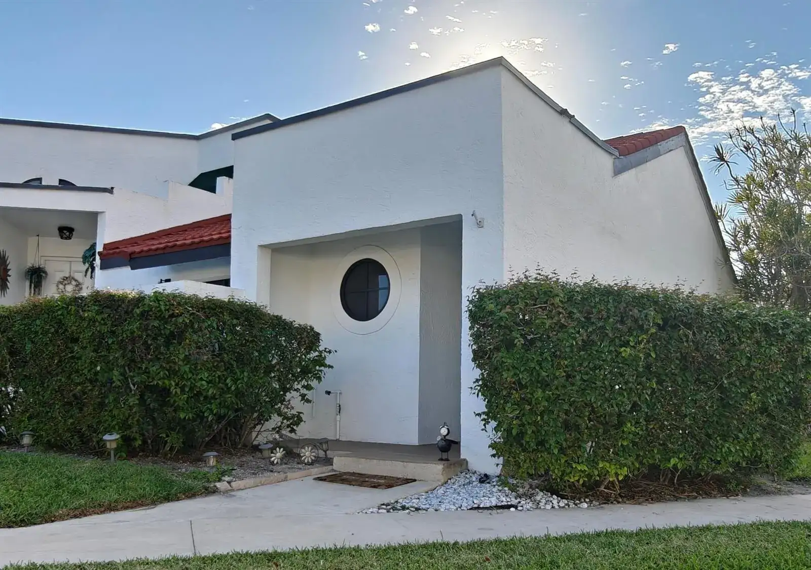 1 bedroom 1 bath Residential for sale at 385 NW 36th Avenue, Deerfield Beach FL 33442