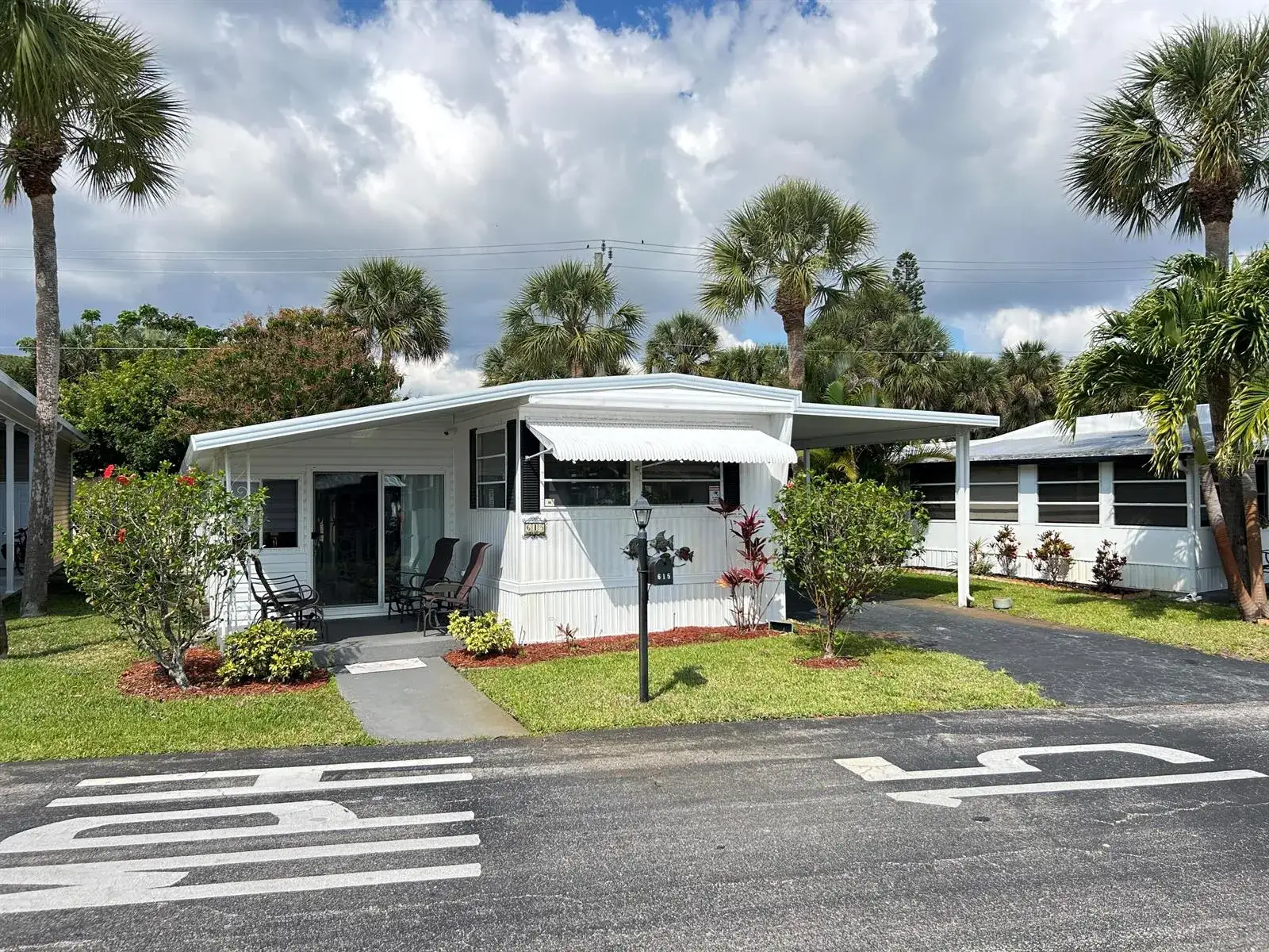 2 bedroom 1 bath Residential for sale at 615 Alamanda Lane, Deerfield Beach FL 33442