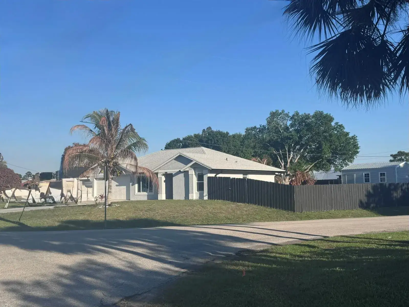 3 bedroom 2 bath Residential for sale at 272 SW Crescent Avenue, Port St. Lucie FL 34984