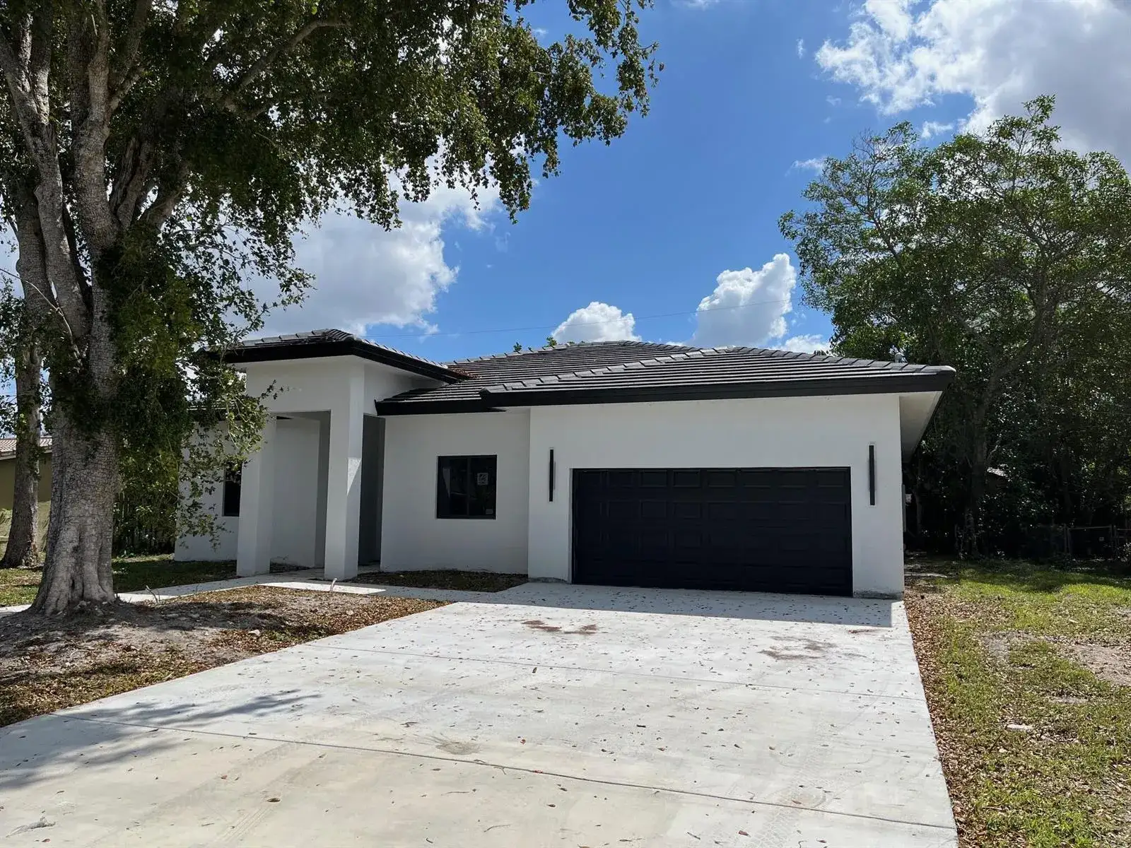 3 bedroom 2 bath Residential for sale at 4117 NW 79th Avenue, Coral Springs FL 33065