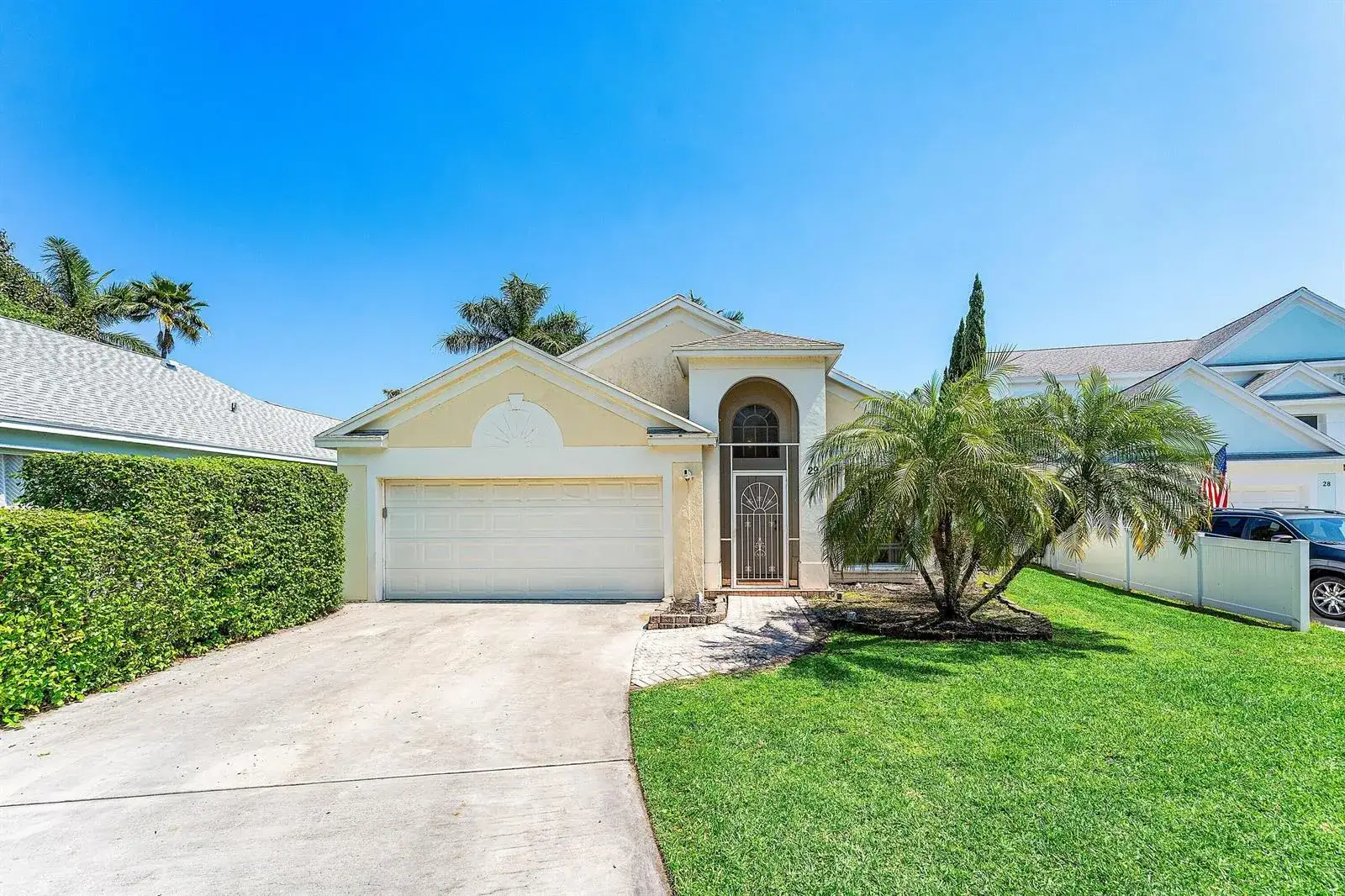 3 bedroom 2 bath Residential for sale at 29 Swallow Drive, Boynton Beach FL 33436