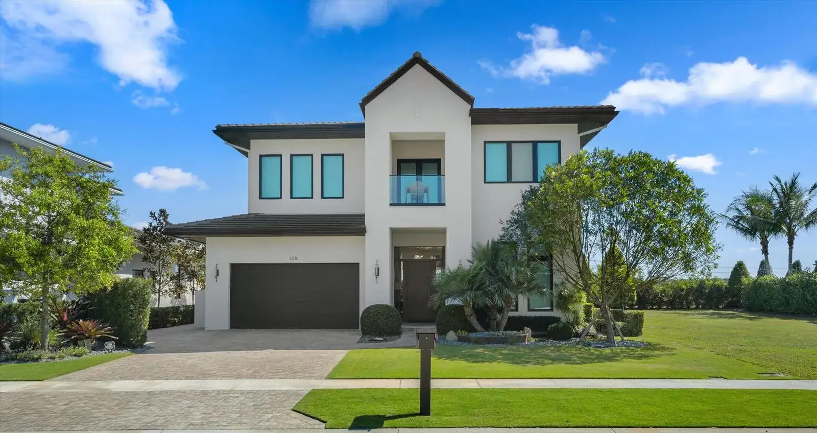 4 bedroom 4 bath Residential for sale at 3016 Blue Cypress Lane, Wellington FL 33414