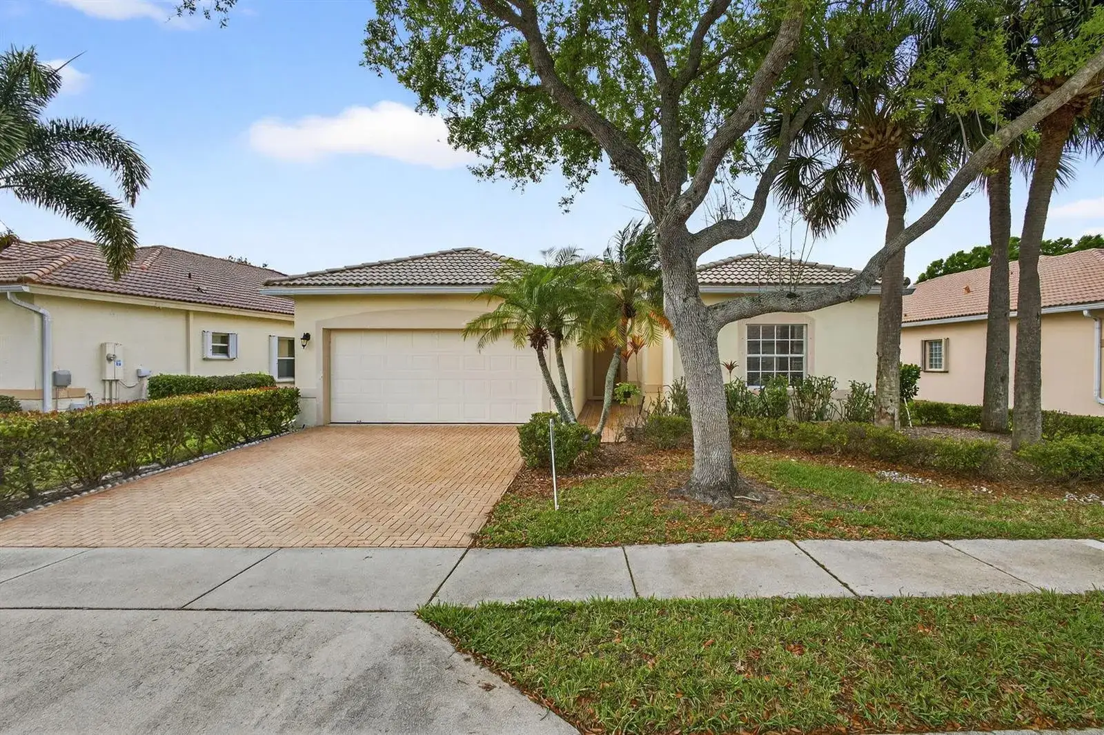 4 bedroom 2 bath Residential for sale at 8600 Pine Cay, West Palm Beach FL 33411