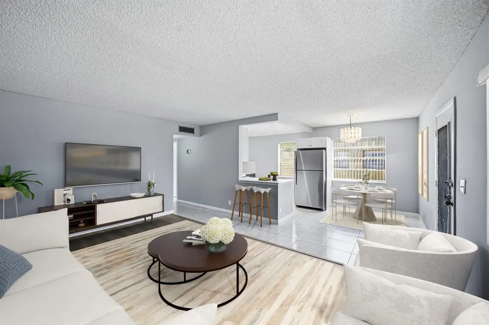 2 bedroom 2 bath Residential for sale at 422 Burgundy I, Delray Beach FL 33484