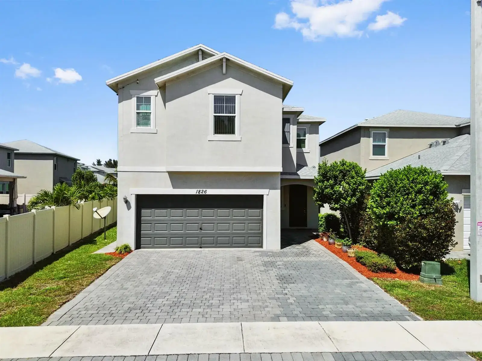 4 bedroom 3 bath Residential for sale at 1826 Lake Cove Drive, Lake Worth FL 33460