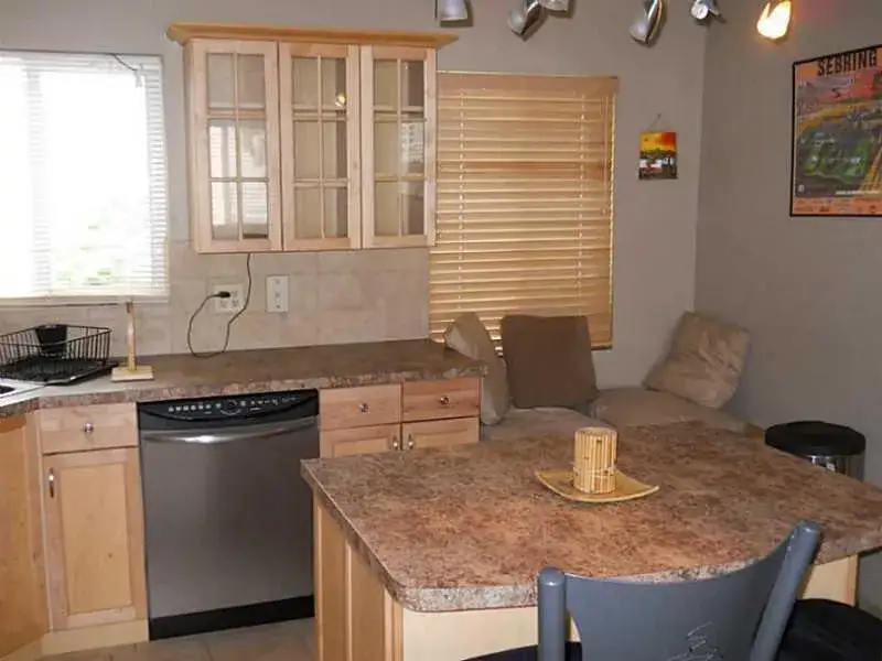 2 bedroom 1 bath Residential for sale at 520 SW 15th Street # 101, Pompano Beach FL 33060
