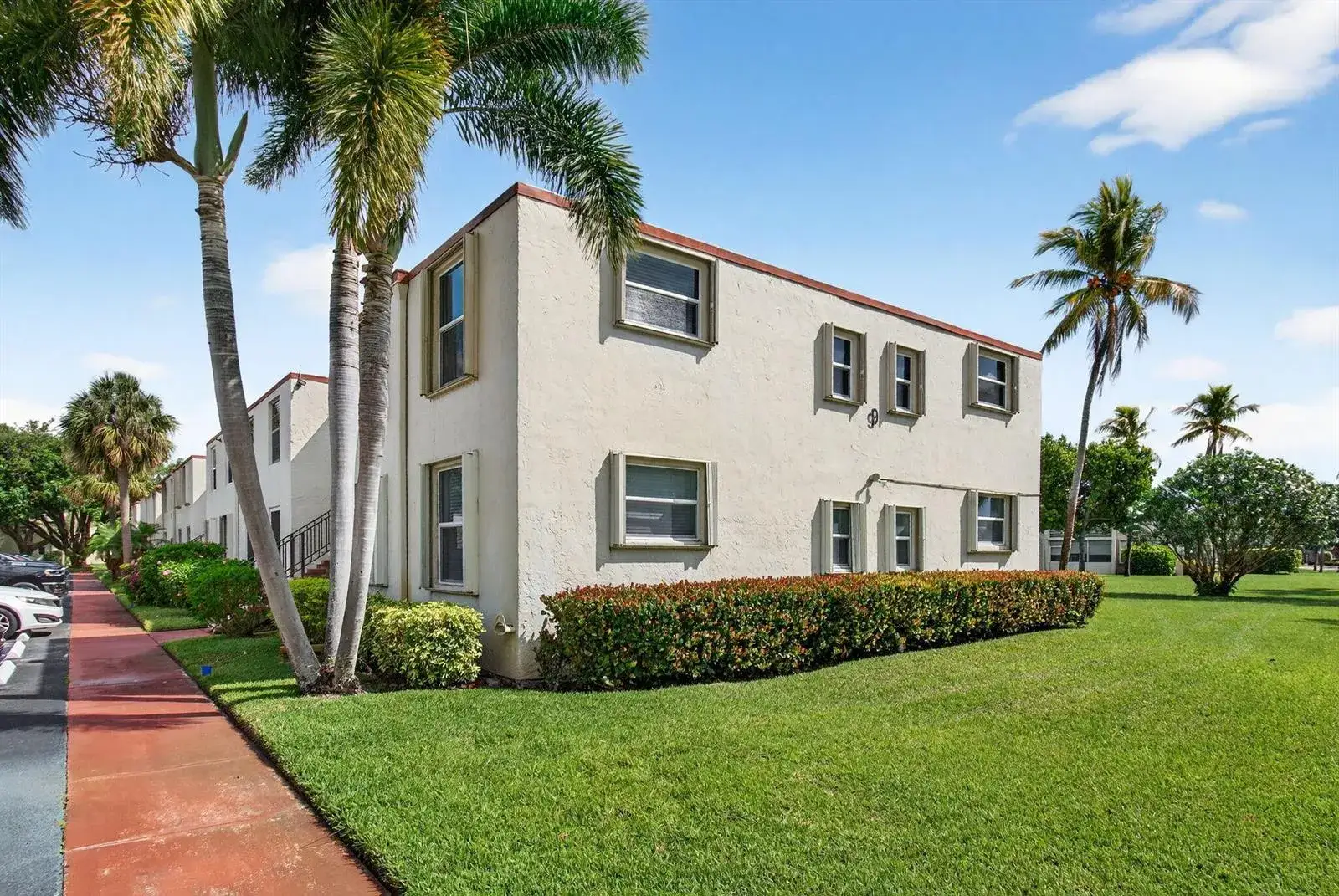 2 bedroom 2 bath Residential for sale at 9 Willowbrook Lane # 208, Delray Beach FL 33446