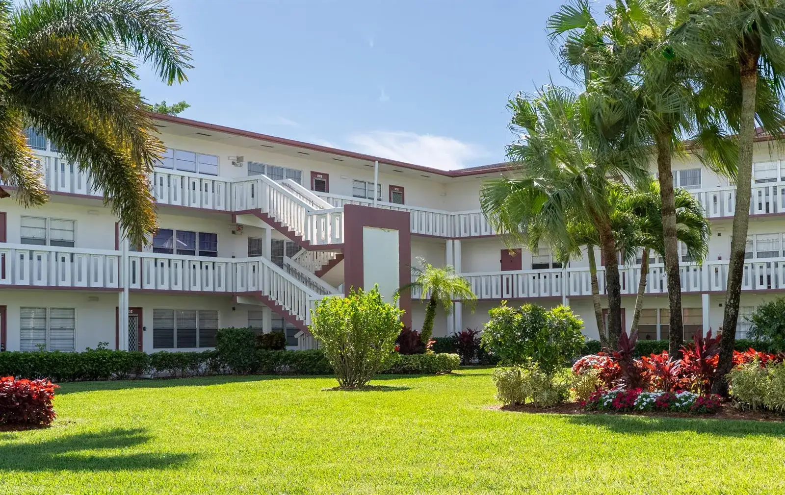 2 bedroom 1 bath Residential for sale at 592 Fanshaw O, Boca Raton FL 33434
