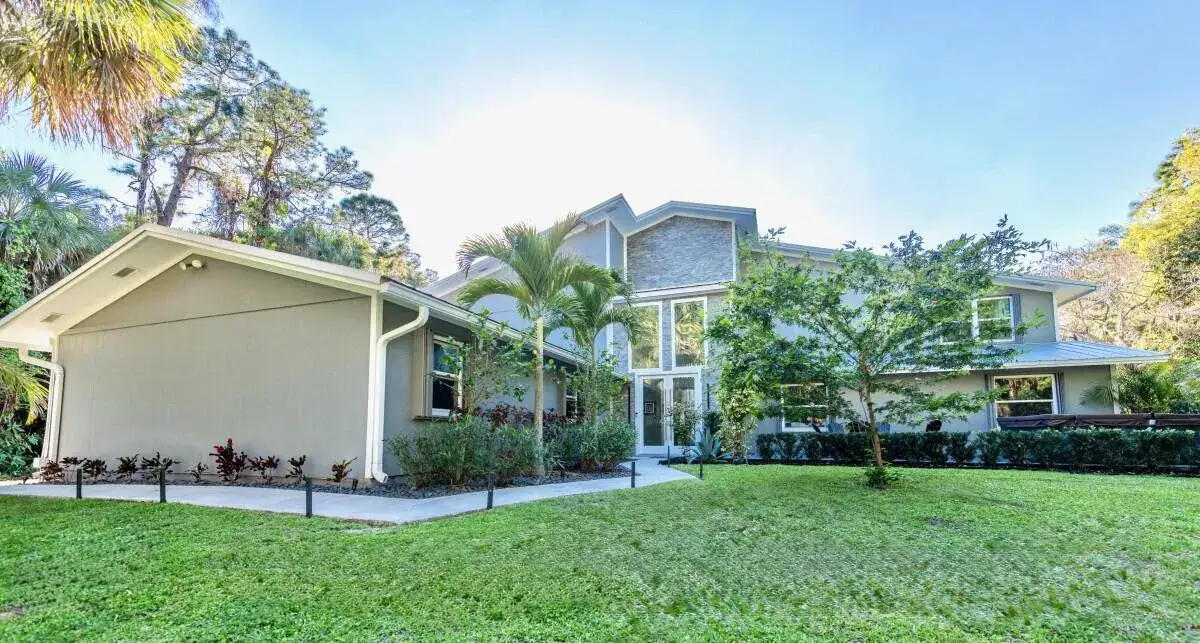 5 bedroom 3 bath Residential for sale at 16887 97th Way N, Jupiter FL 33478