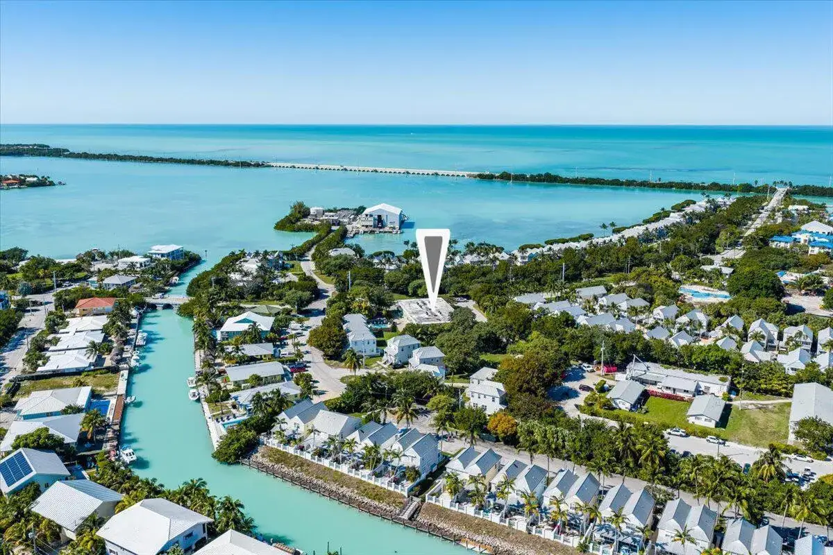 2 bedroom 2 bath Residential for sale at 1129 Pebble Beach Lane # 12, FL 33050