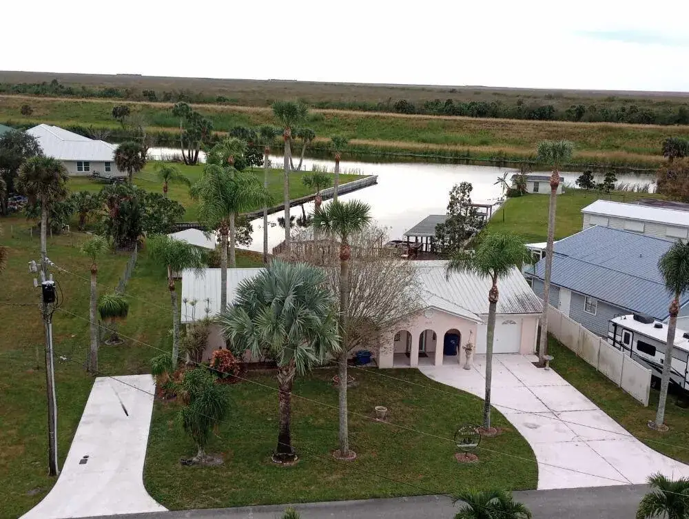 3 bedroom 2 bath Residential for sale at 1177 Lisa Lane, Okeechobee FL 34974